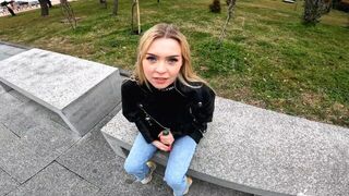 Познакомился с ней на улице и трахнул у себя дома на камеру. порно